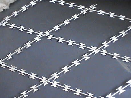 The straight razor wire